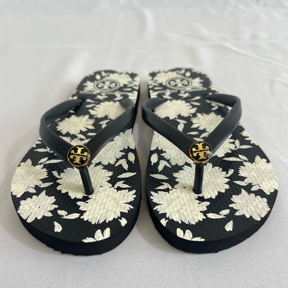Tory Burch Black and White Floral Sandals - Picture 3 of 13